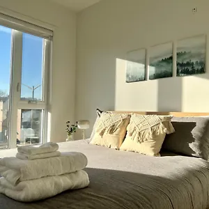 https://le-kameleon-305-lumineux-et-moderne-condo-au-centre-ville.hotelsquebeccity.net